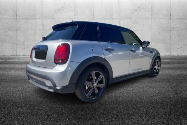 MINI Cooper 1.5 Cooper Classic 5 porte - foto 2 di 4