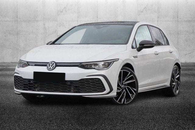 Volkswagen Golf 2.0 TDI DSG GTD, del 2023, 59.999 km, in vendita a Pieve Di Cento (BO)