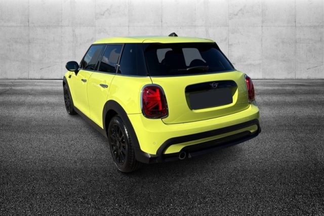 MINI Cooper 1.5 Cooper Classic 5 porte - foto 4 di 4