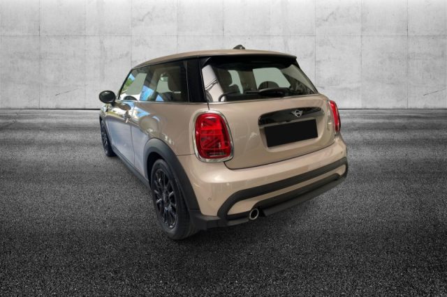 MINI Cooper 1.5 Cooper Classic - foto 2 di 4