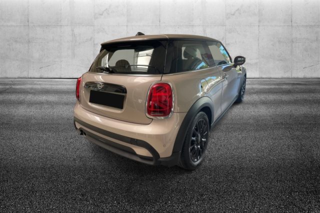 MINI Cooper 1.5 Cooper Classic - foto 3 di 4