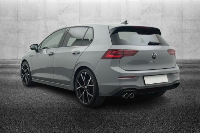 Volkswagen Golf 2.0 TDI DSG GTD - foto 3 di 4