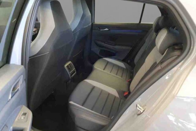 Volkswagen Golf 2.0 TDI DSG GTD - foto 3 di 4