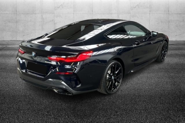 BMW 840 d 48V xDrive Coupé - foto 2 di 4