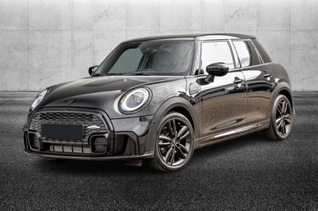 MINI Cooper 1.5 Cooper JCW 5 porte, del 2022, 43.600 km, in vendita a Pieve Di Cento (BO)