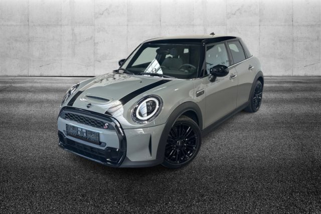 MINI Cooper 2.0 Cooper S Classic 5 porte - foto 2 di 4