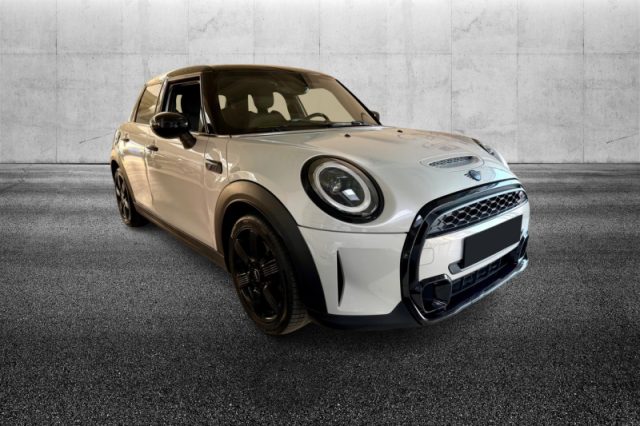 MINI Cooper 2.0 Cooper S Classic 5 porte - foto 2 di 4