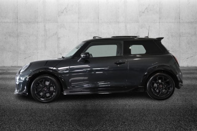 MINI Mini Cooper S JCW, del 2024, 18.900 km, in vendita a Pieve Di Cento (BO)