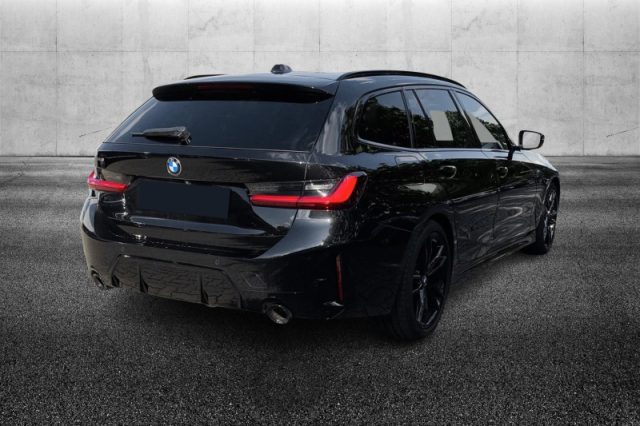 BMW 320 d 48V Touring Msport - foto 2 di 4