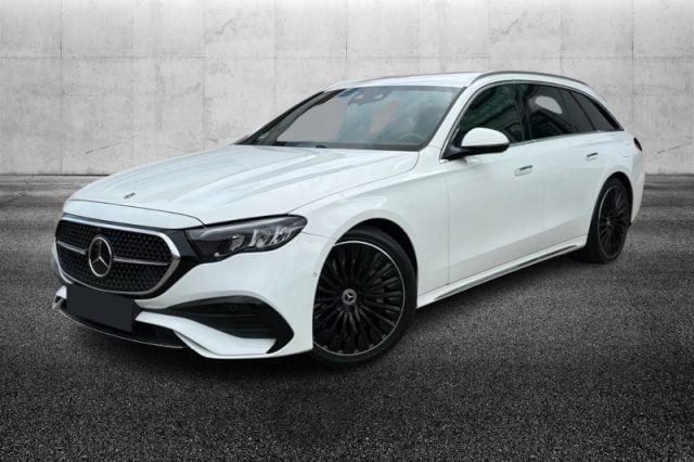 Mercedes-Benz E 300 de hybrid EQ S.W. AMG Line Advanced Plus, del 2024, 31.999 km, in vendita a Pieve Di Cento (BO)