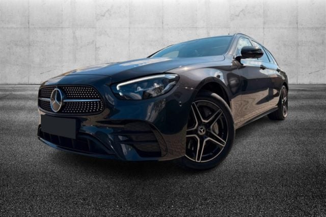 Mercedes-Benz E 300 de S.W. Auto Plug in hybrid Premium, del 2022, 56.300 km, in vendita a Pieve Di Cento (BO)
