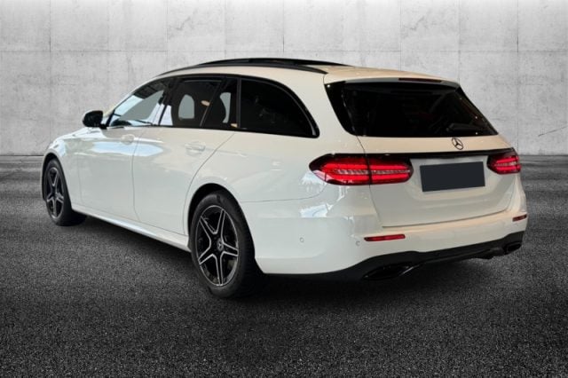 Mercedes-Benz E 300 e S.W. Auto Plug in hybrid Premium - foto 4 di 4
