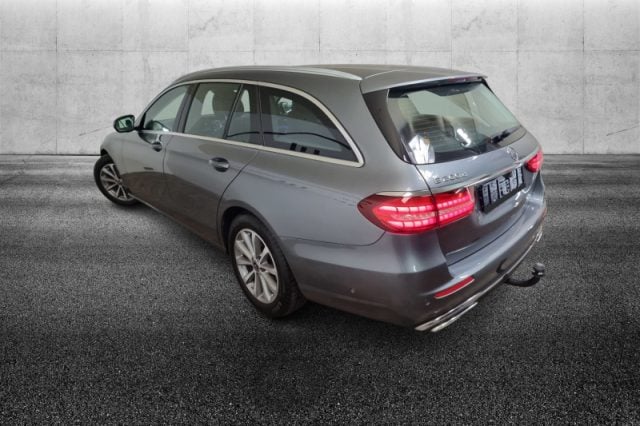 Mercedes-Benz E 200 d S.W. Auto Exclusive - foto 4 di 4