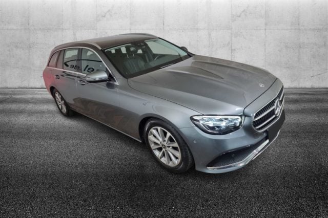 Mercedes-Benz E 200 d S.W. Auto Exclusive - foto 2 di 4