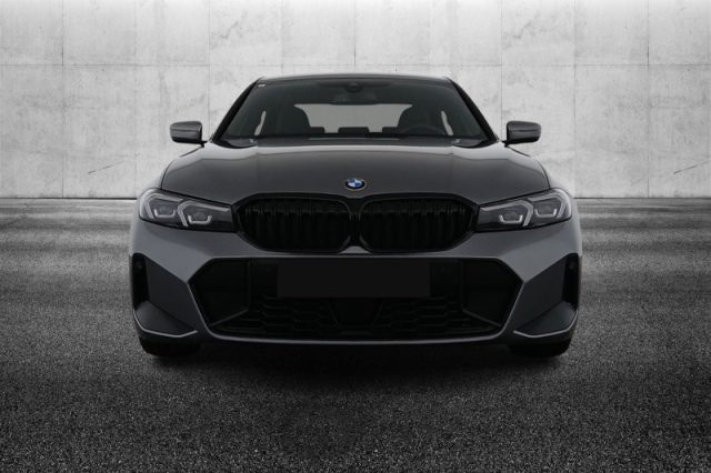 BMW 330 i Msport - foto 3 di 4