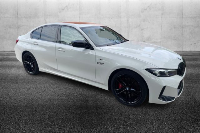 BMW 330 i xDrive Msport - foto 2 di 4