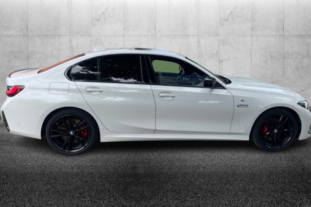 BMW 330 i xDrive Msport - foto 4 di 4