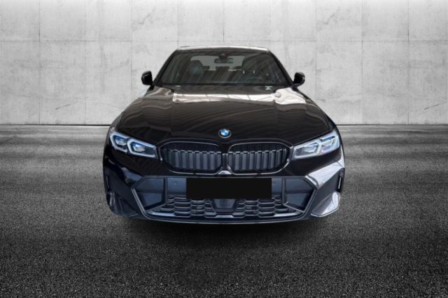 BMW 330 i Msport - foto 4 di 4