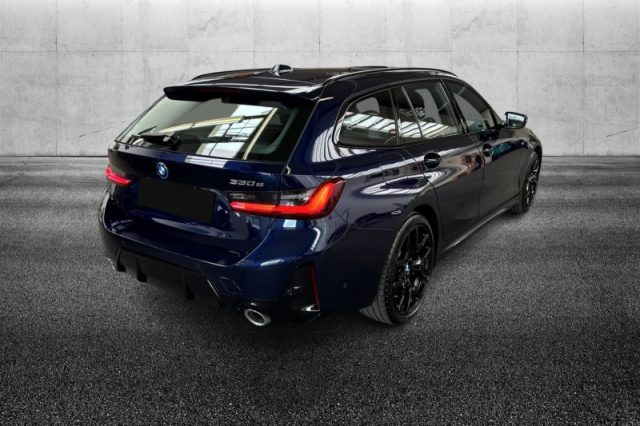 BMW 330 e Touring Msport - foto 2 di 4