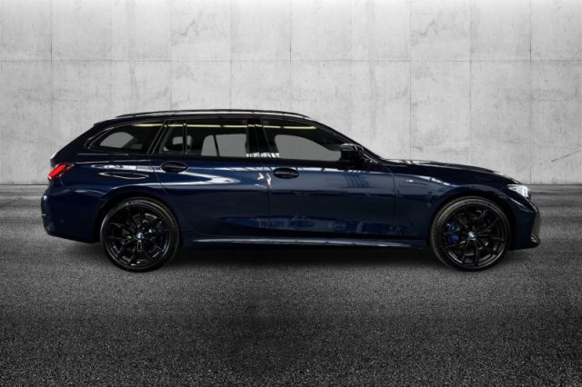 BMW 330 e Touring Msport - foto 3 di 4