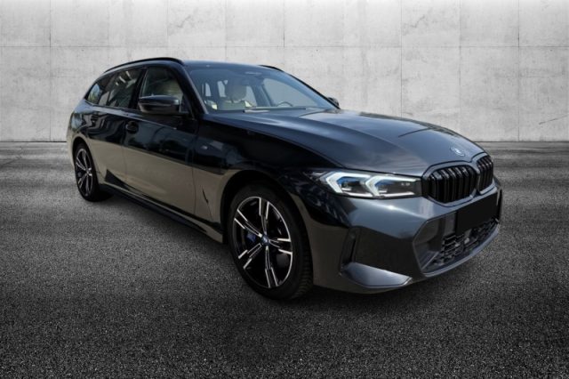 BMW 330 e xDrive Touring Msport - foto 2 di 4