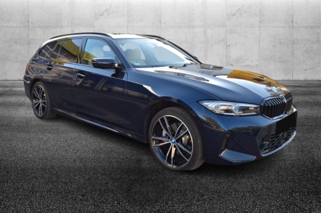 BMW 330 e xDrive Touring - foto 2 di 4