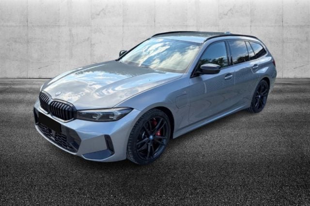 BMW 330 e Touring Msport Pro, del 2023, 56.400 km, in vendita a Pieve Di Cento (BO)