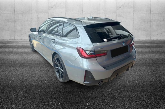 BMW 330 e xDrive Touring Msport - foto 3 di 4