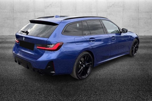 BMW 330 d 48V Touring Msport - foto 3 di 4