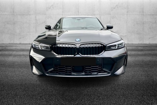 BMW 330 e xDrive Msport Pro - foto 4 di 4