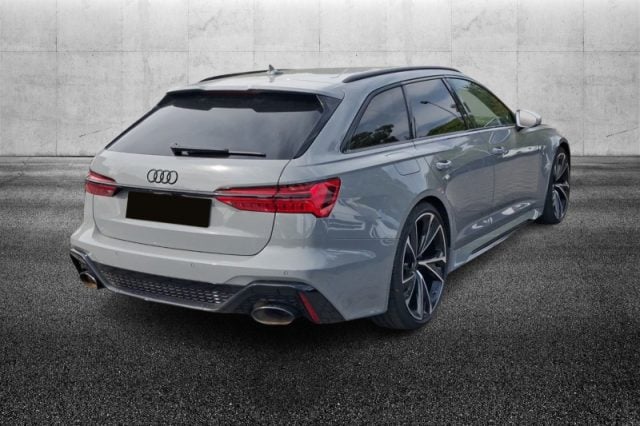 Audi RS6 Avant 4.0 TFSI V8 quattro tiptronic - foto 2 di 4