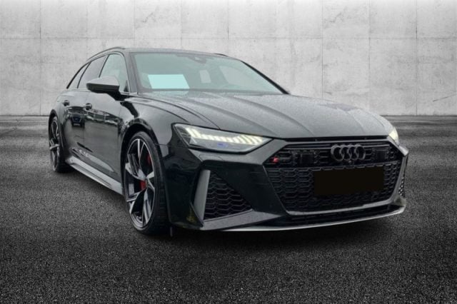 Audi RS6 Avant 4.0 TFSI V8 quattro tiptronic Performance, del 2023, 45.500 km, in vendita a Pieve Di Cento (BO)