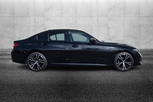 BMW 320 d 48V xDrive Msport - foto 3 di 4