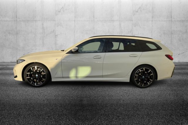 BMW 320 d 48V Touring Msport - foto 3 di 4