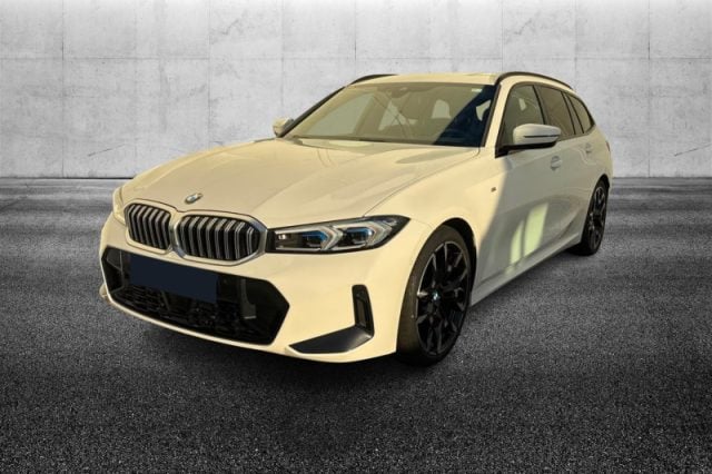 BMW 320 d 48V Touring Msport, del 2025, 24.500 km, in vendita a Pieve Di Cento (BO)