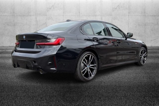 BMW 320 d 48V xDrive Msport - foto 3 di 4