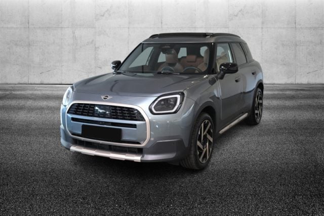 MINI Mini C Favoured Countryman, del 2024, 57.999 km, in vendita a Pieve Di Cento (BO)
