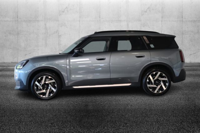 MINI Mini C Favoured Countryman - foto 3 di 4