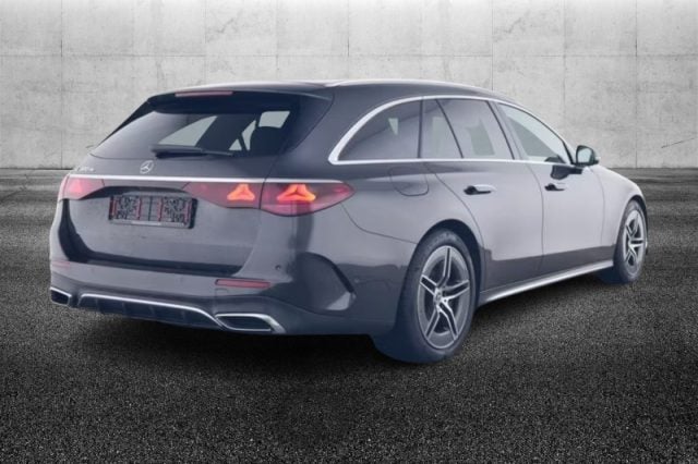 Mercedes-Benz E 300 de hybrid EQ S.W. AMG Line Advanced Plus - foto 2 di 4