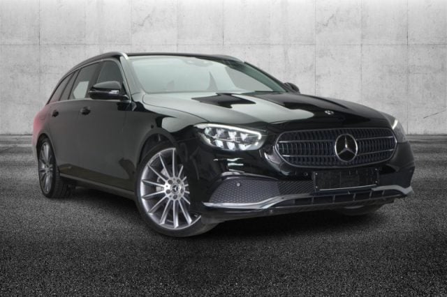 Mercedes-Benz E 300 d S.W. 4Matic Auto Mild hybrid Exclusive - foto 2 di 4