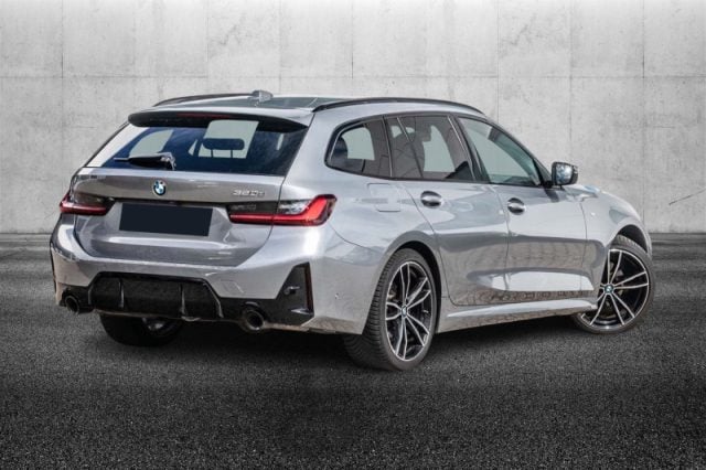 BMW 320 d 48V Touring Msport - foto 2 di 4