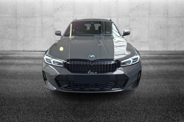 BMW 320 d 48V Touring Msport - foto 4 di 4