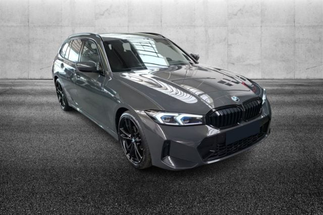 BMW 320 d 48V Touring Msport, del 2023, 45.800 km, in vendita a Pieve Di Cento (BO)