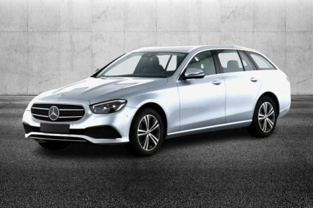 Mercedes-Benz E 220 d Mild hybrid S.W. Auto Business Sport, del 2022, 48.900 km, in vendita a Pieve Di Cento (BO)