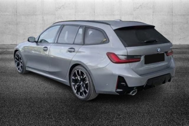 BMW 320 d 48V Touring Msport - foto 2 di 4