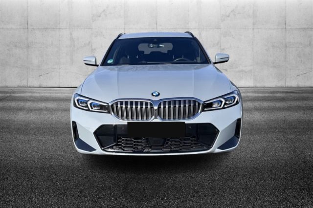 BMW 320 d 48V xDrive Touring Msport - foto 4 di 4