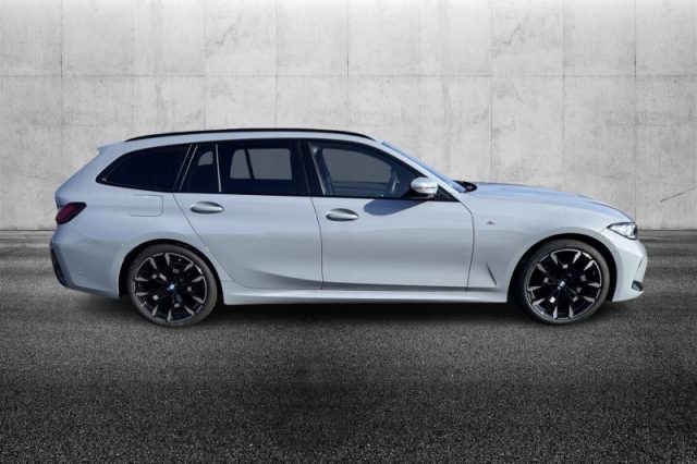 BMW 320 d 48V xDrive Touring Msport - foto 3 di 4