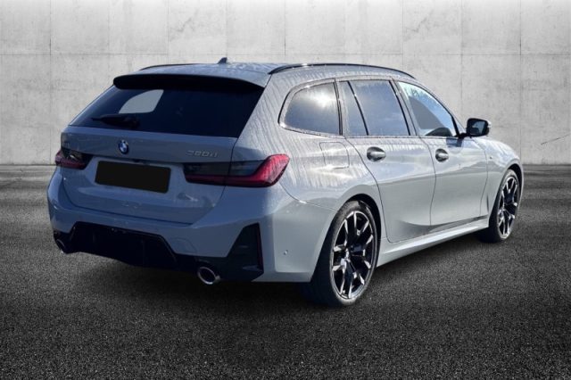 BMW 320 d 48V xDrive Touring Msport - foto 2 di 4
