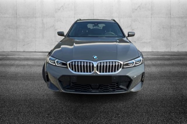 BMW 320 d 48V Touring Msport - foto 4 di 4
