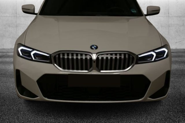 BMW 320 d 48V Touring Msport - foto 4 di 4